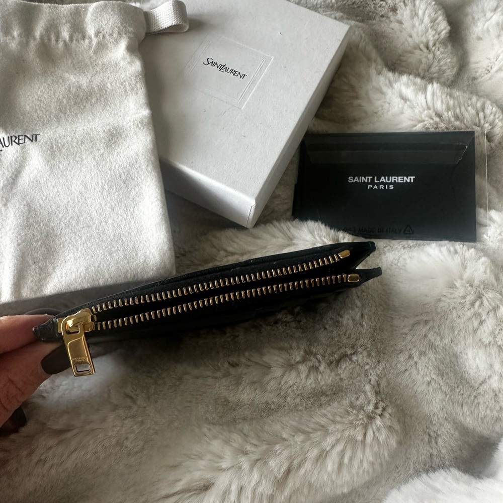 Saint Laurent Black Quilted Credit Card Holder with Gold Logo Lambskin BRAND NEW - Picture 4 of 13